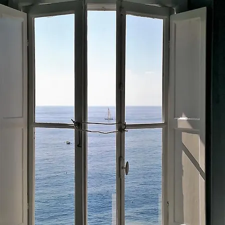 House In Punta Chiappa * Camogli